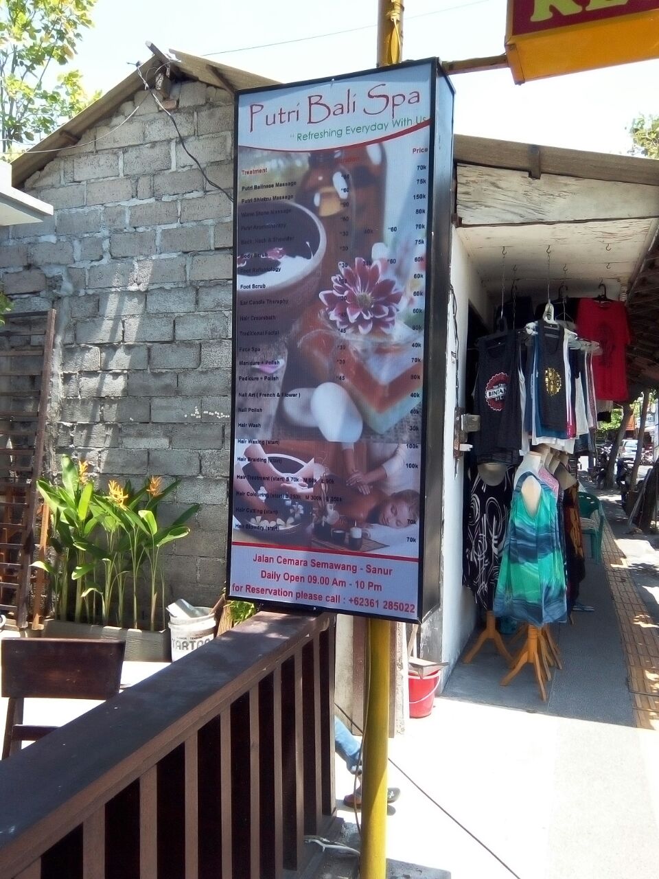Neon Box PUTRI BALI SPA Neon Box PUTRI BALI SPA