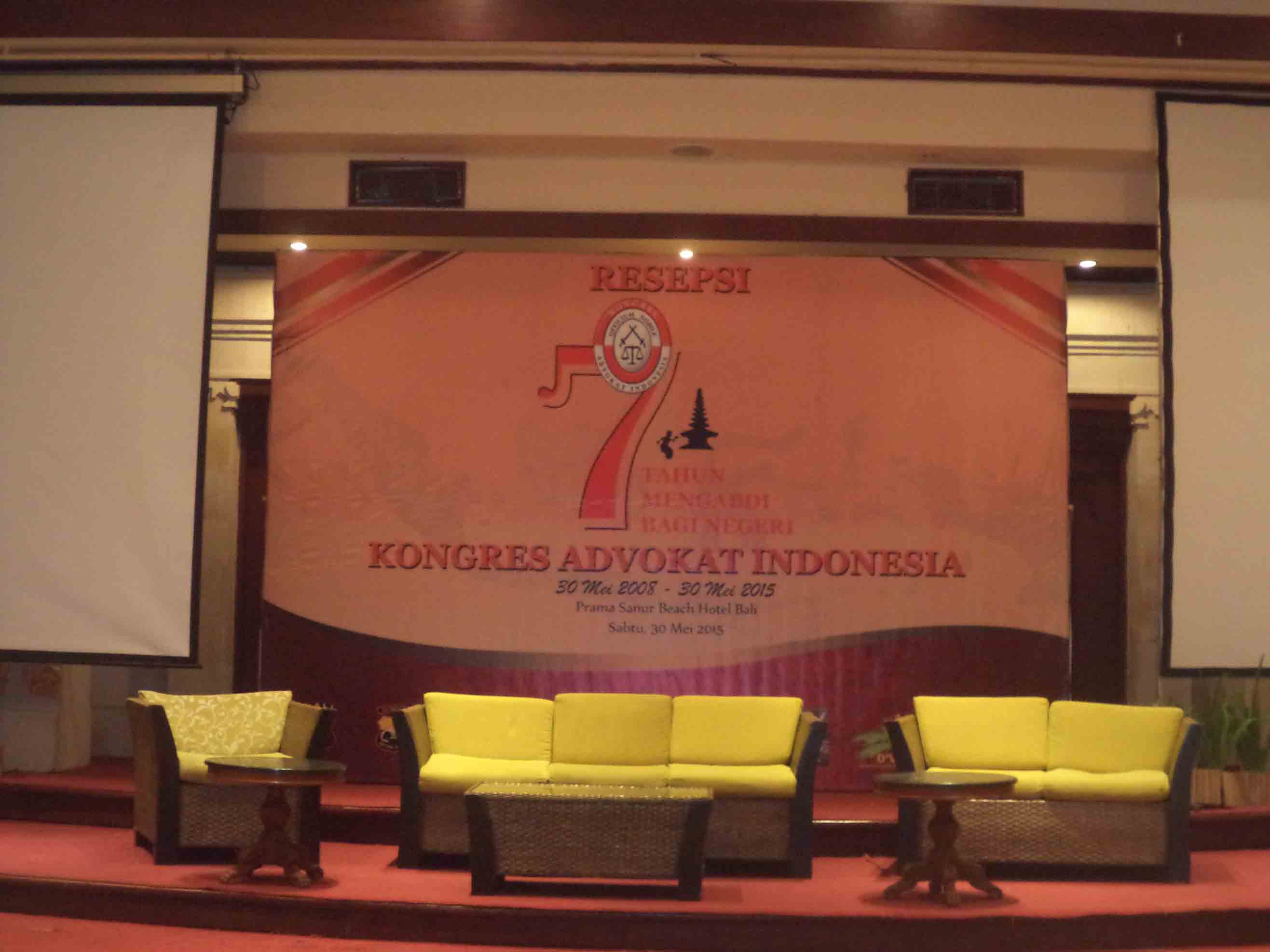 Backdrop Kongres Advokat