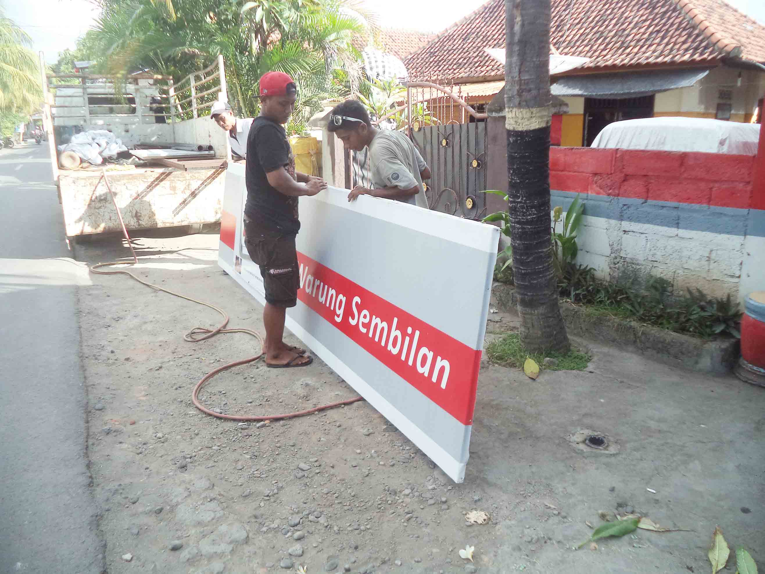 Warung Sembilan Warung Sembilan